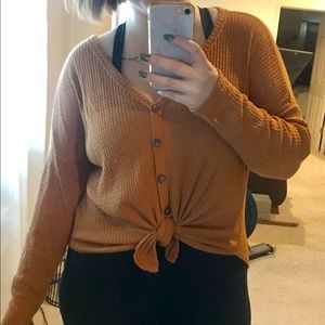 Long sleeve button tee